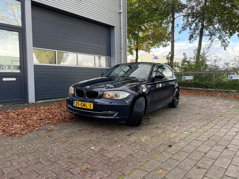 BMW 1 Serie 118I BUSINESS LINE