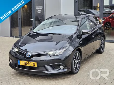 Toyota Auris 1.8 Hybrid Dynamic Stoelvw Cam DAB LM17