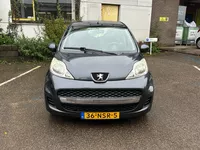 Peugeot 107 1.0-12V Millesim 200 / Airco/ 5 deurs Foto