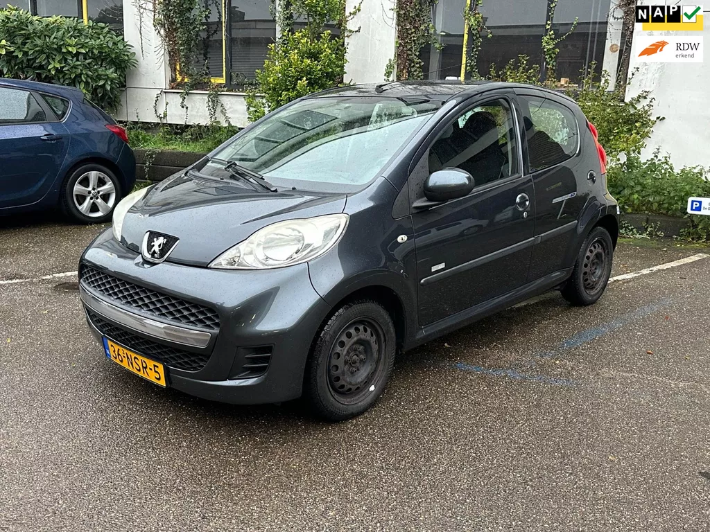 Peugeot 107 1.0-12V Millesim 200 / Airco/ 5 deurs Peugeot 107 1.0-12V Millesim 200 / Airco/ 5 deurs