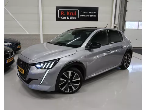 Peugeot 208 1.2 PureTech GT BTW Automaat 131pk App connect Digitaal Dashboard Sportstoelen Half Leer Camera 17 inch Sportvelgen Onderhoud aanwezig