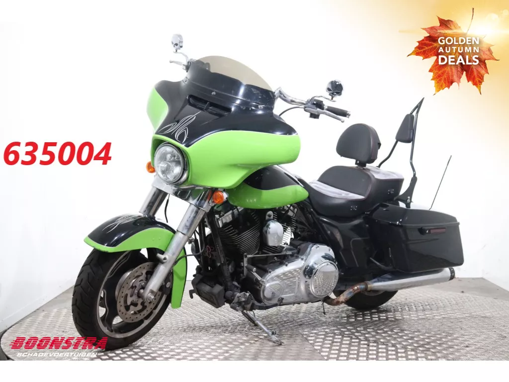 Harley-Davidson Street Glide FLHX LED RC Exhaust
