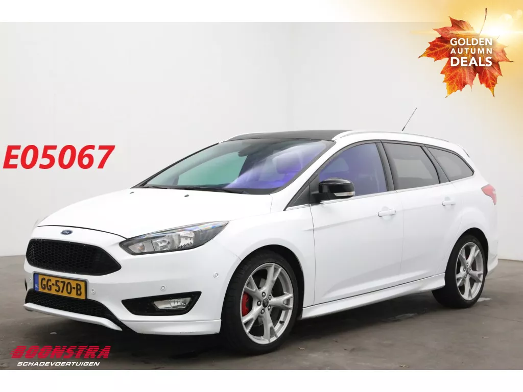 Ford Focus Wagon 1.5 150 PK Titanium Sport Keyless Navi PDC AHK 162.359 km!