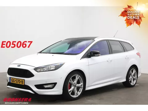 Ford Focus Wagon 1.5 150 PK Titanium Sport Keyless Navi PDC AHK 162.359 km!