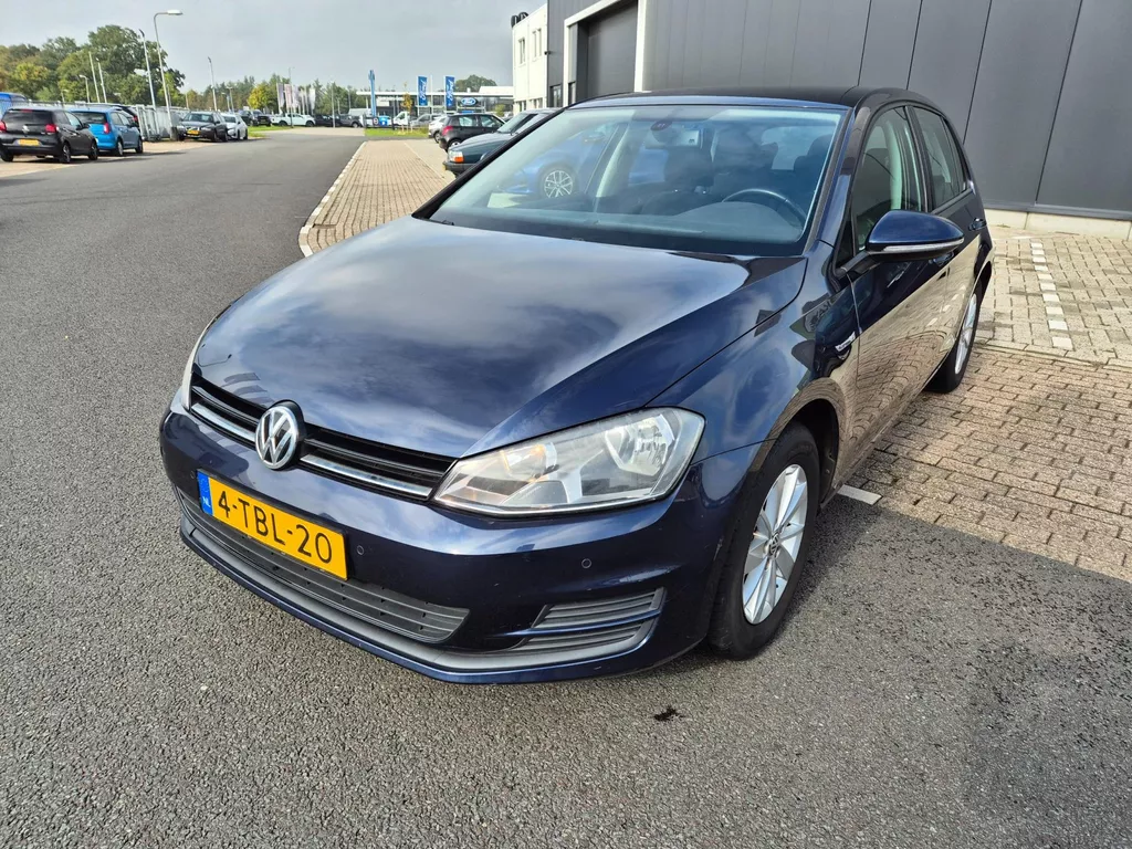 Volkswagen Golf 1.2 TSI Comfortline Clima Cruise Nap Apk02-26
