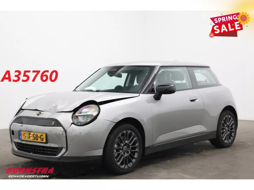 MINI Electric Cooper SE 54.2 kWh 218 PK LED Navi Cruise Camera