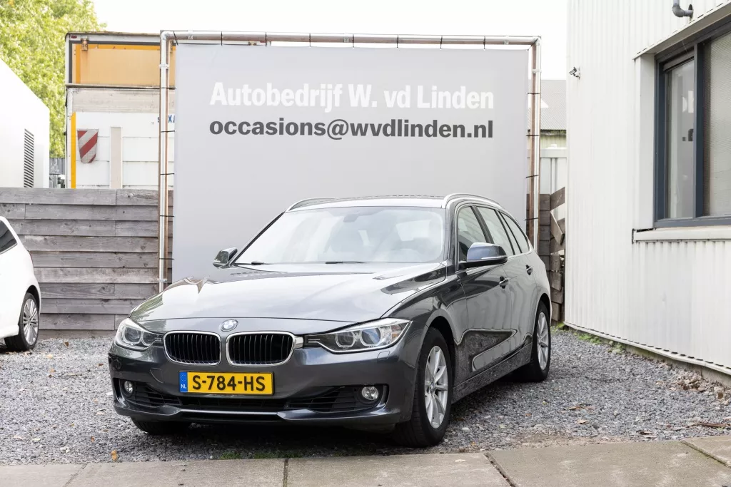BMW 3 Serie Touring 320i Executive