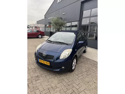 Toyota Yaris 1.3 VVTi Sol