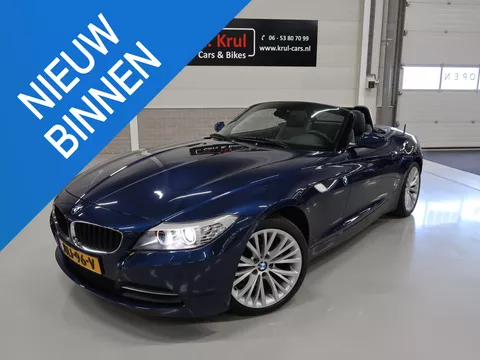 BMW Z4 Roadster sDrive20i Executive Sportstoelen Leer Airco Cruise Control 18 inch Sportvelgen M-Sportstuur Boekjes Stoelverwarming Bluetooth Diepzeeblauw metallic PDC Nette staat