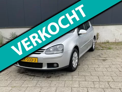 Volkswagen Golf 1.4 Easyline,airco,cruise,nieuwe APK,technisch goede auto,Michelin cross climate