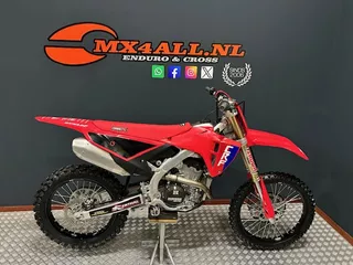 Honda CRF 250 RP 2023 / 2025 look slechts 21 uur !!