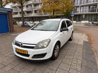 Opel Astra Wagon 1.6 Business Airco Trekhaak Snow White