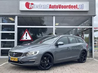 Volvo V60 2.4 D5 Twin Engine R-Design /Clima/Adapt cruise/Open dak/Harman Kardon/DAB/Trekhaak /