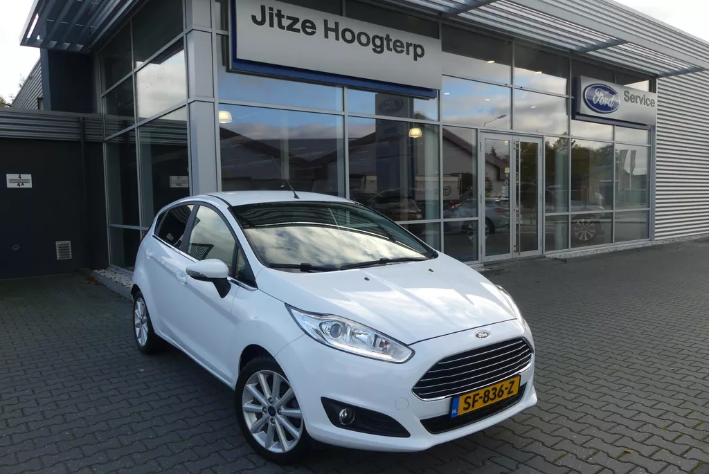 Ford Fiesta 1.0 EcoBoost Titanium CRUISE, CLIMA, TREKHAAK (900KG), NAVI, PDC, BLUETOOTH AUDIO, 82.274KM