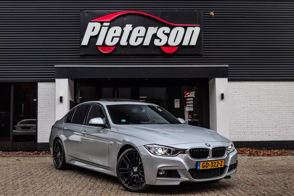 BMW 3-serie 335i M-Pakket NAP FACELIFT PANO H&amp;K CAMERA LEDER