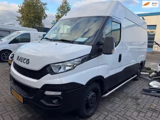 Iveco Daily 35S11V 2.3 352 H3 L Trekhaak,cruise,Airco, veel nieuwe onderdelen Iveco Daily 35S11V 2.3 352 H3 L Trekhaak,cruise,Airco, veel nieuwe onderdelen