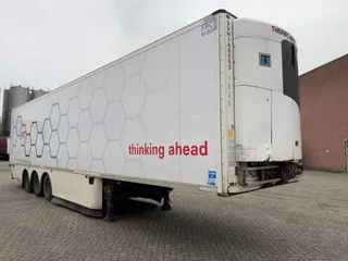 Schmitz Cargobull Thermo king SLX E 300, 7 cm walls,Schmitz Disc brakes.aluminum floor,260 cm height