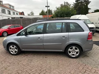 Opel Zafira 1.8,140pk,AUT.AIRCO,7-PERSOONS: 2495,-