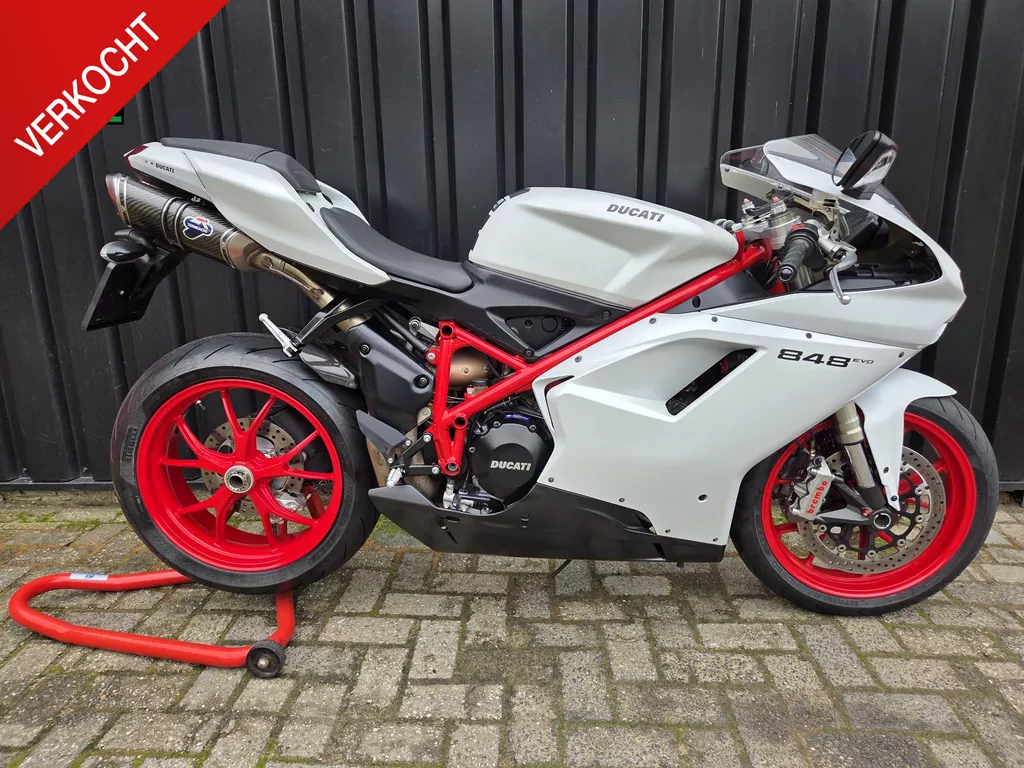Ducati 848 Evo