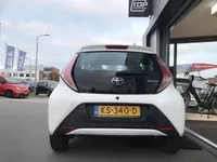 Toyota Aygo 1.0 VVT-i x-now Foto