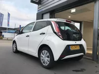 Toyota Aygo 1.0 VVT-i x-now Foto