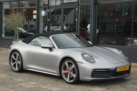 Porsche 911 Cabrio 3.0 Carrera 4 S 450 PK | 21'' Classic velgen | Sportstoelen
