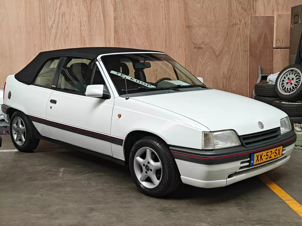 Opel Kadett 1.6i GT Bertone Cabriolet Barnfind! nwe APK Opel Kadett 1.6i GT Bertone Cabriolet Barnfind! nwe APK