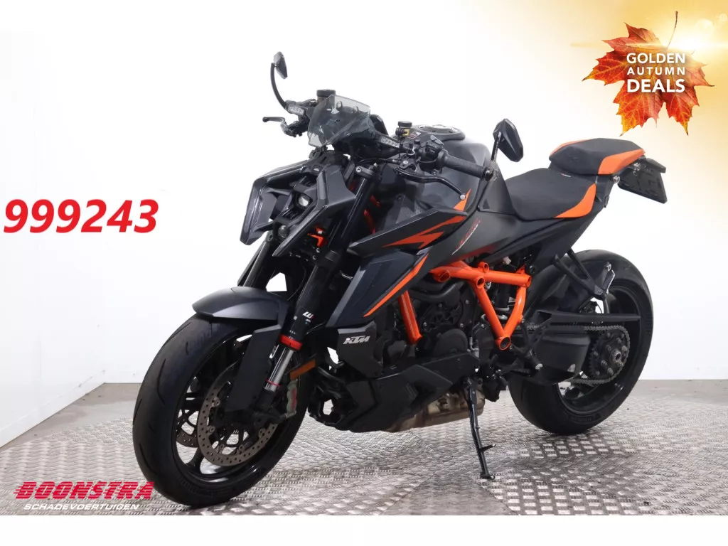 KTM 1390 SuperDuke R Akrapovic LED Cruise KTM 1390 SuperDuke R Akrapovic LED Cruise