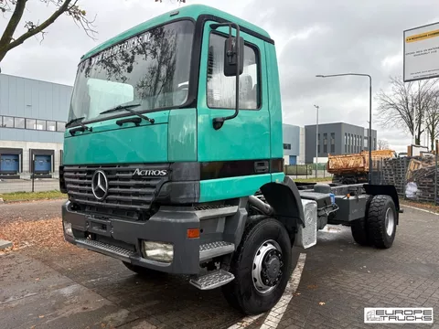 Mercedes Actros 2040 Full Steel - 4x4 - Manual T06900