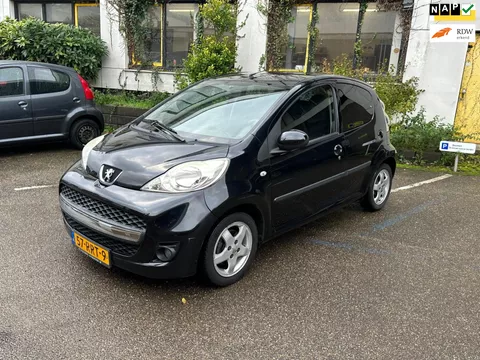 Peugeot 107 1.0-12V XS/ Airco/ 5 deurs/ Half lederen bekleding