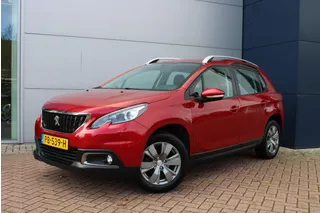 Peugeot 2008 1.2 PureTech Blue Lion Automaat Airco Navi Panoramadak Carplay Trekhaak 61.721km