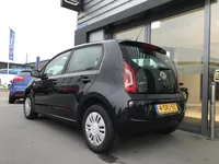 Volkswagen Up! 1.0 move up! Automaat Foto