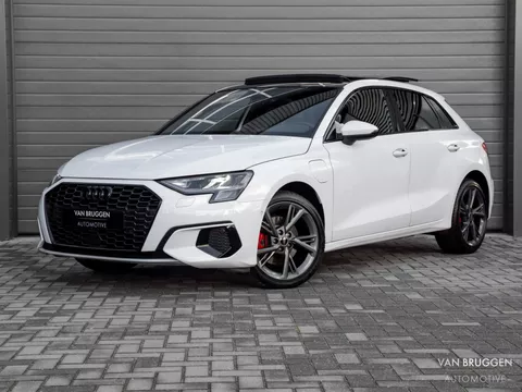 Audi A3 Sportback 40 TFSI e Pano Leer ACC E-Stoelen