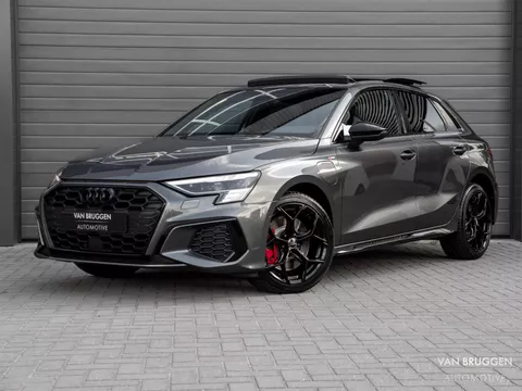 Audi A3 Sportback 45 TFSI E S-Line Pano RS-Stoelen Sfeer ACC S3 Matrix