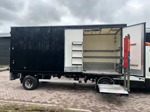 Veldhuizen BE OPLEGGER 5.5 TON MET LAADLIFT 550KG