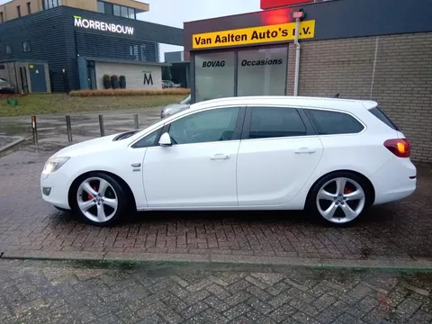 Opel Astra Sports Tourer 1.4 Turbo Sport