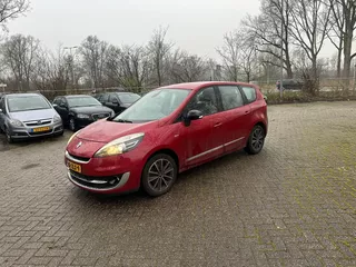 Renault Grand Sc&eacute;nic 1.2 TCe Bose 7pers Airco Cruise NW APK