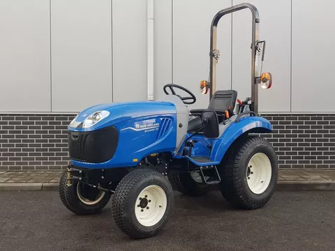 New Holland BOOMER 25 HST