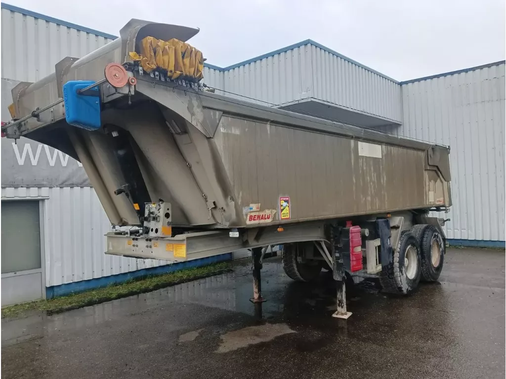 Benalu 2 Axle Alu Tipper , Spring Suspension , Drum Brakes