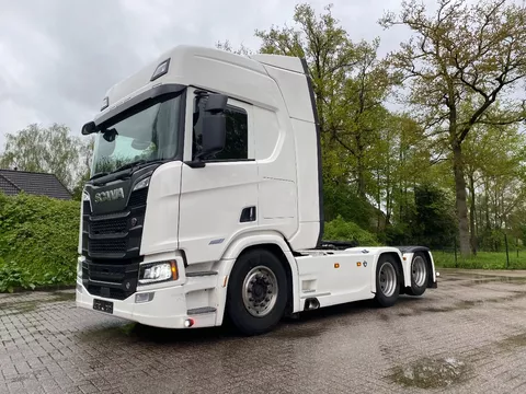 Scania R580 V8 NGS 6x2 Full Air Luxe interior Parkcool