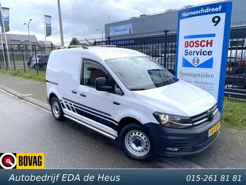 Volkswagen Caddy 2.0 TDI L1H1 BMT Trendline met o.a. airco, cruise, LED interieur, sidebars, etc.