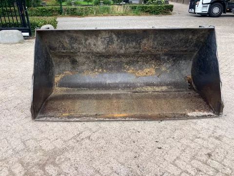 te koop manitou schepbak/bak