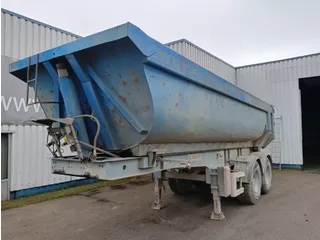 Kaiser 2 Axle Steel Tipper , Spring Suspension , Drum Brakes