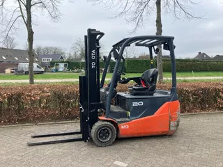 te koop toyota elektrische heftruck 8FBE20T