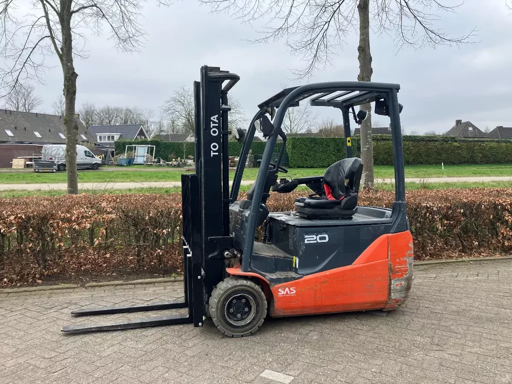 te koop toyota elektrische heftruck 8FBE20T