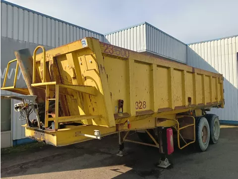 Kaiser 2 Axle Steel Tipper , Spring Suspension , Drum Brakes