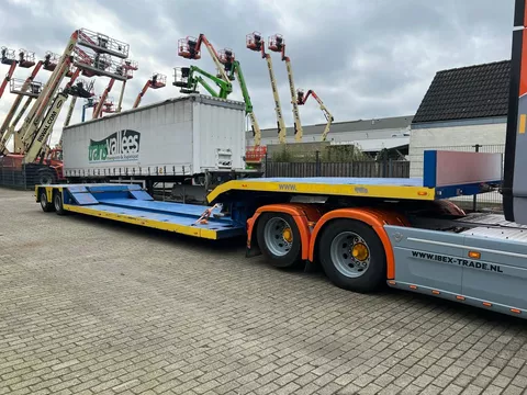 CAMRO deepbed - machinetransporter  lowbed - removable gooseneck - steering axle - ready for work - tiefbett
