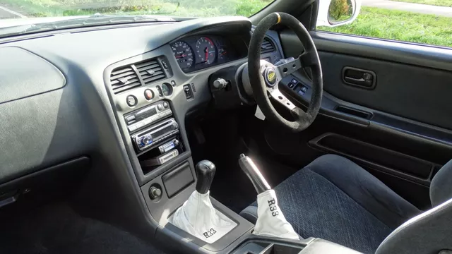 1996 Nissan Skyline JDM car for sale — photo 10 of 24
