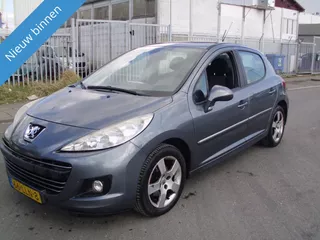 Peugeot 207 1.6 5 DEURS MET AIRCO