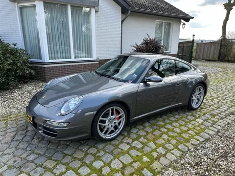 Porsche 911 3.8 Carrera 4S